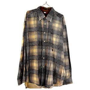 Vintage Men’s Tommy Hilfiger Button Down Long Sleeve Brown Blue Plaid Size XL.